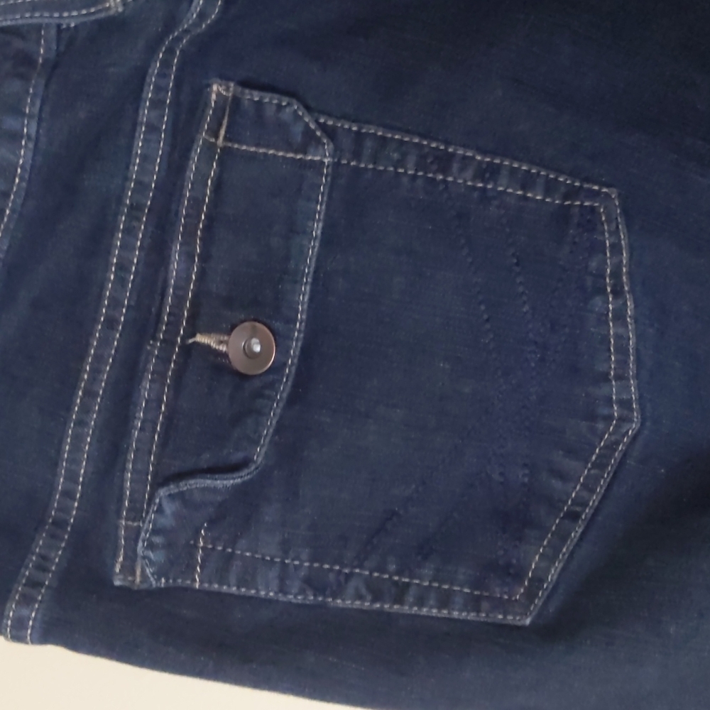 Jeans - Picture 3 of 6